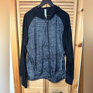 Lululemon Pack it Jacket 11 Mens Needles White Black